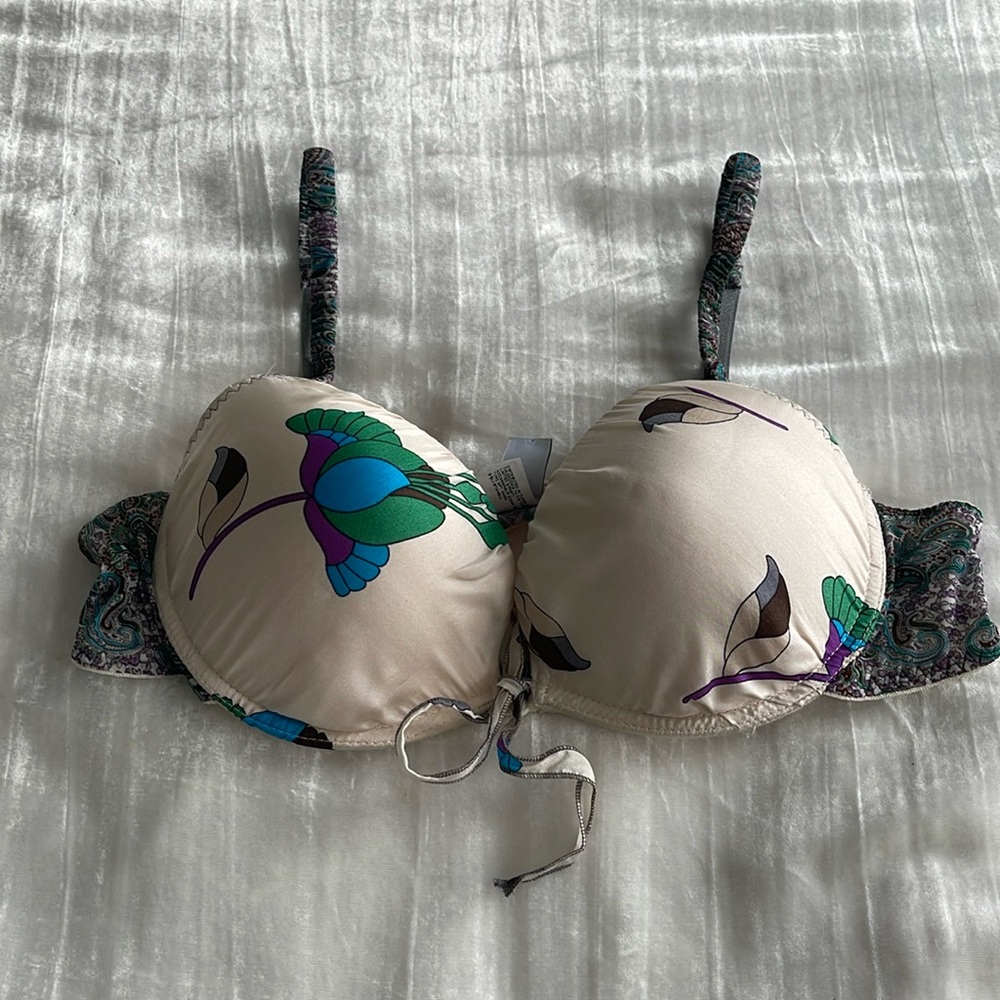 Intimissimi Silky Floral Paisley Front-close Bra Size 34C/36B